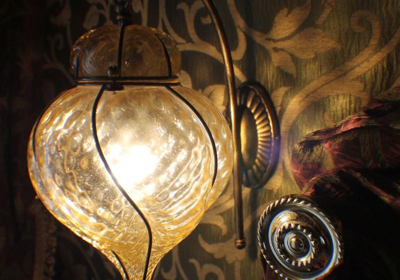 Klasik Oda, Palazzo Abadessa