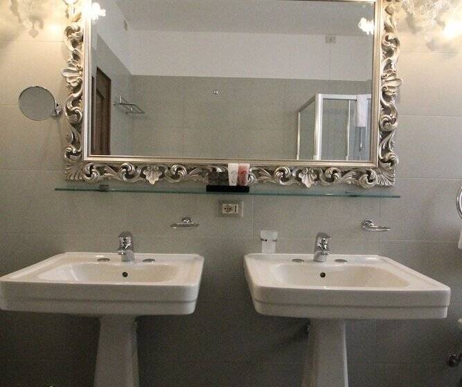 Junior Süit, Palazzo Abadessa