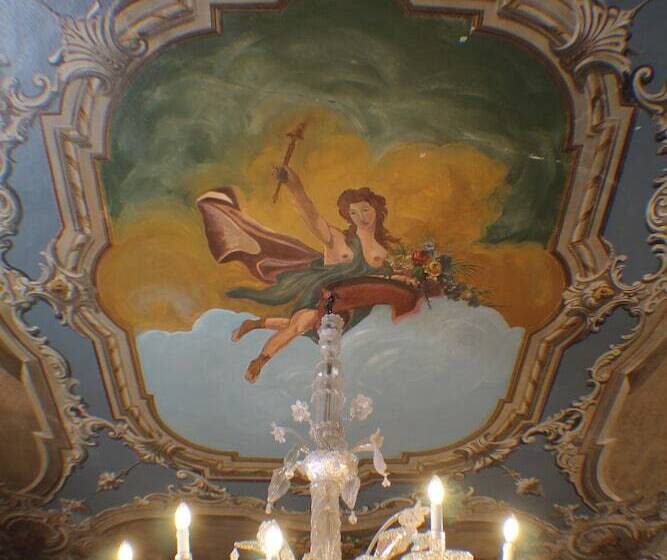 سوییت جونیور, Palazzo Abadessa