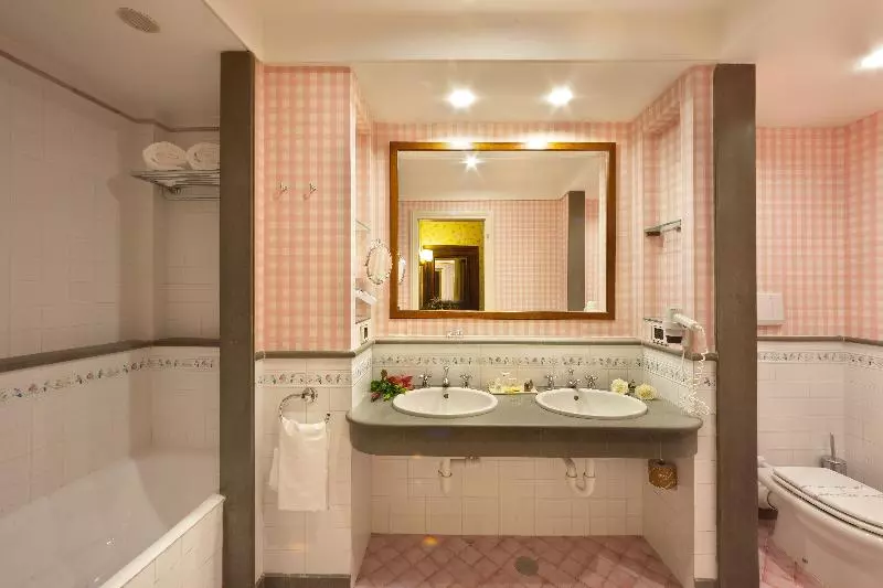 Classic Room