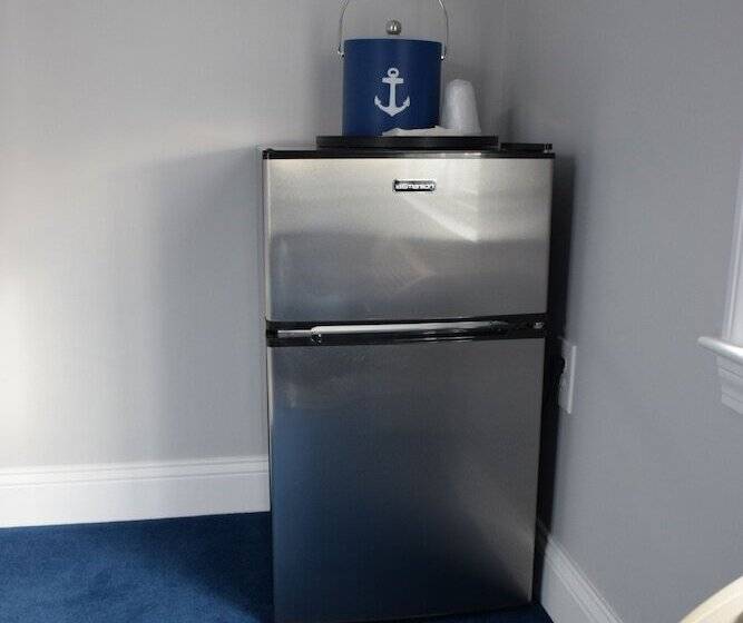 Люкс, Rhea's Inn By The Sea