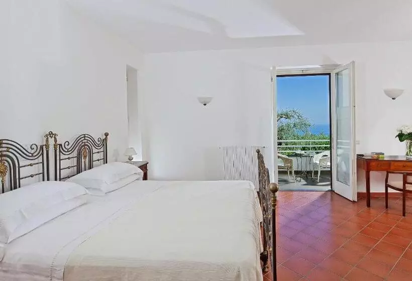 سوییت جونیور با چشم‌انداز دریا, Villa Oriana Relais