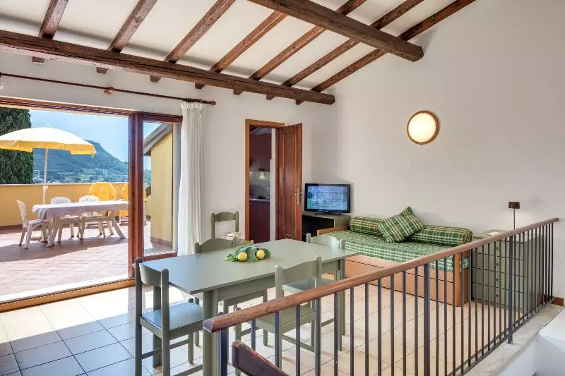 Huoneisto 1 Makuuhuone, Poiano Garda Resort Appartamenti