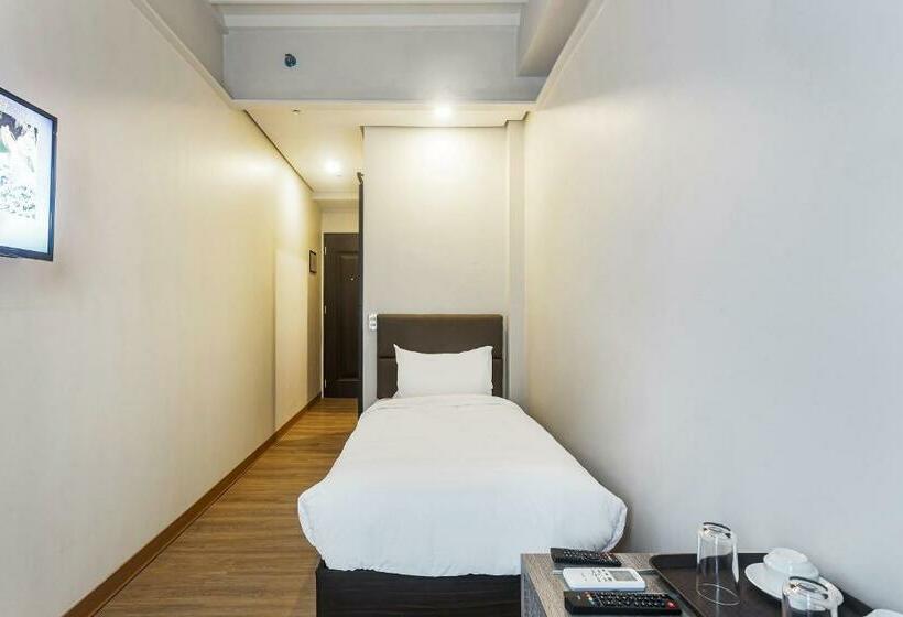 标准单人间, Airo Hotel Manila