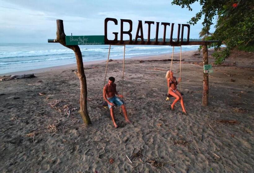 Standard Tent, Faith Glamping Dome Costa Rica