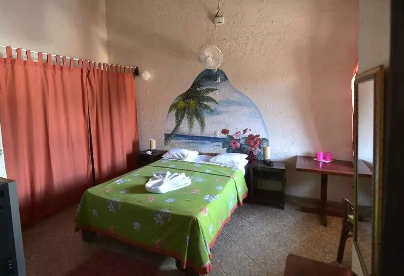 استودیوی استاندارد, El Rancho Sosua