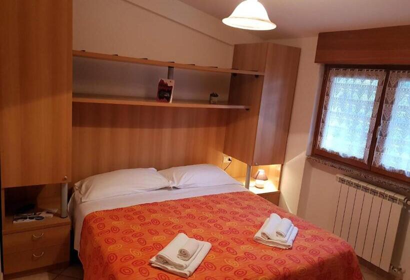 4인용 스탠다드 룸, Casa Albergo Tiroasegno