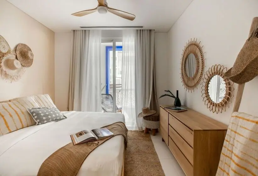 2 Bedroom Suite