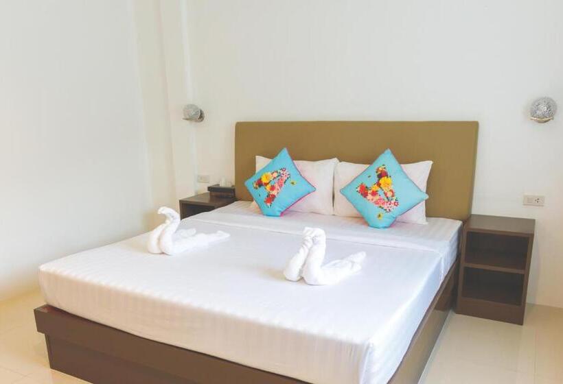 スタンダードルーム, B.s Boutique