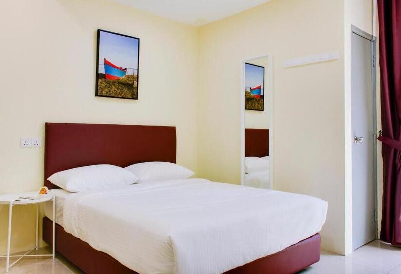 Deluxe Rum, Oyo 90090 Roselyn Inn 2