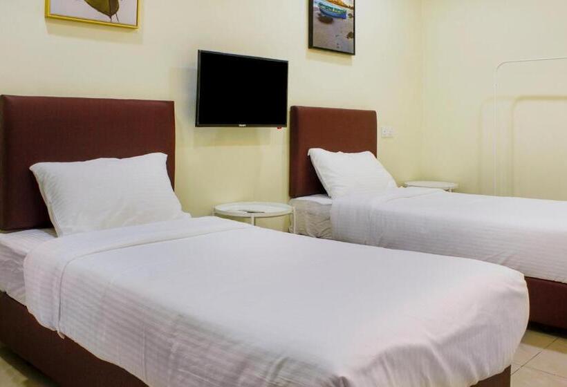 Standardrum, Oyo 90090 Roselyn Inn 2