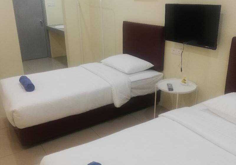 Standardrum, Oyo 90090 Roselyn Inn 2