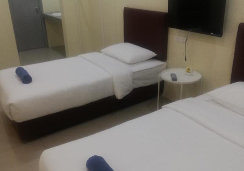 Standardrum, Oyo 90090 Roselyn Inn 2