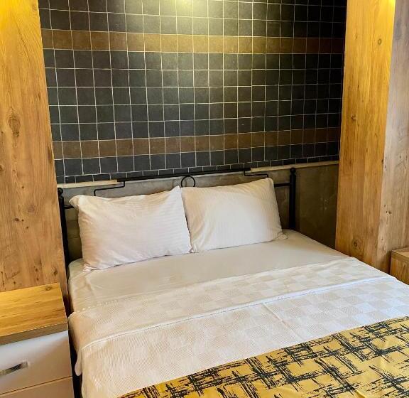 اتاق استاندارد چهار تخته, M Oda Otel