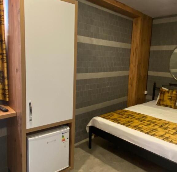 Economy Triple Room, M Oda Otel
