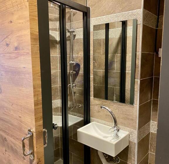 اتاق اکونومی یک تخته, M Oda Otel