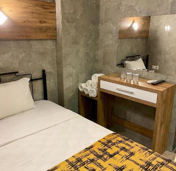اتاق استاندارد چهار تخته, M Oda Otel