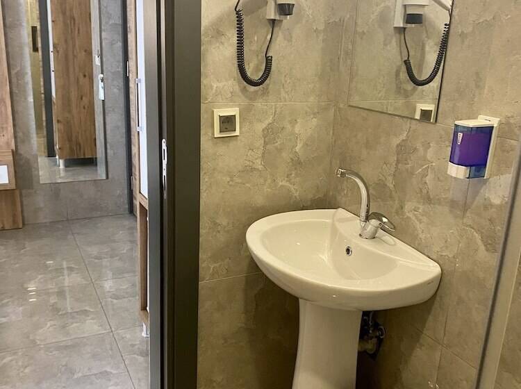 اتاق استاندارد سه نفره, M Oda Otel