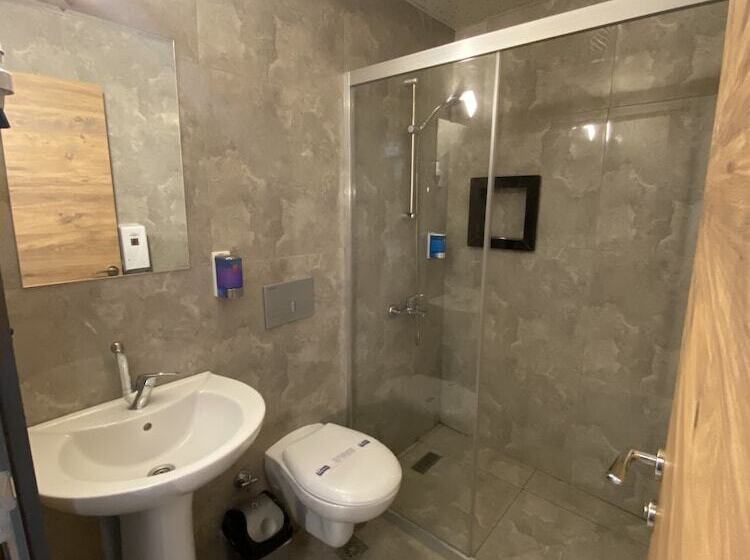 اتاق استاندارد سه نفره, M Oda Otel