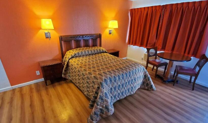 غرفة قياسية, Valley Motel