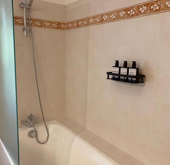 غرفة قياسية مطلّة علي الحديقة, Le Moulin De Montségur