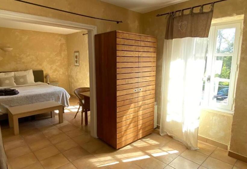 غرفة قياسية سرير كينج, Le Moulin De Montségur