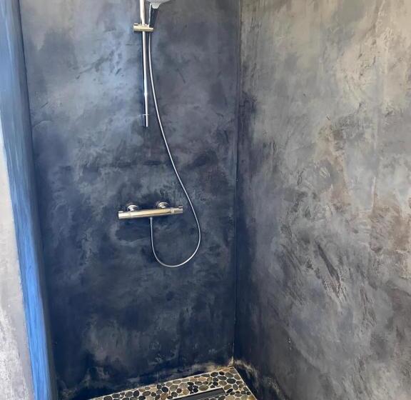 غرفة قياسية سرير كينج, Le Moulin De Montségur