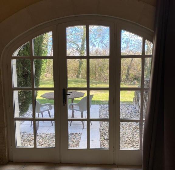 غرفة قياسية سرير كينج, Le Moulin De Montségur