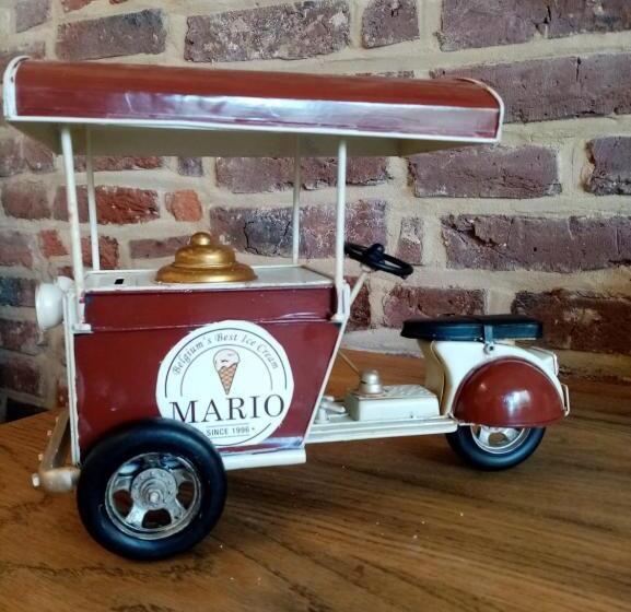 اتاق لوکس با تخت بزرگ, Logies Mario