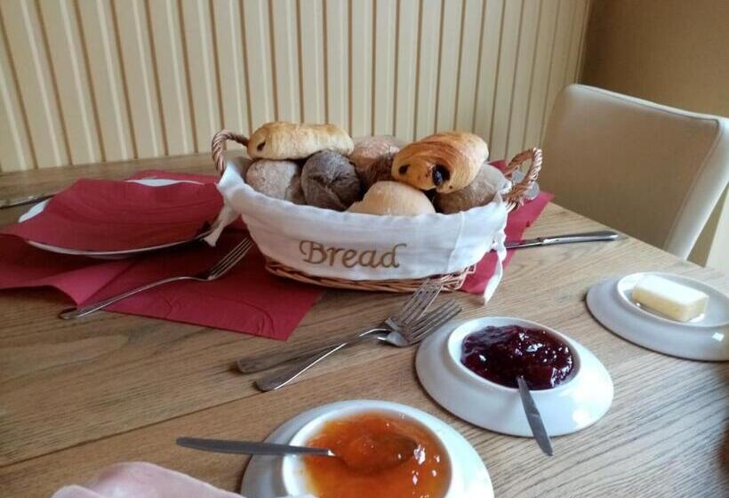 带阳台的豪华间, Logies Mario