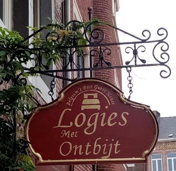 带大床的豪华间, Logies Mario