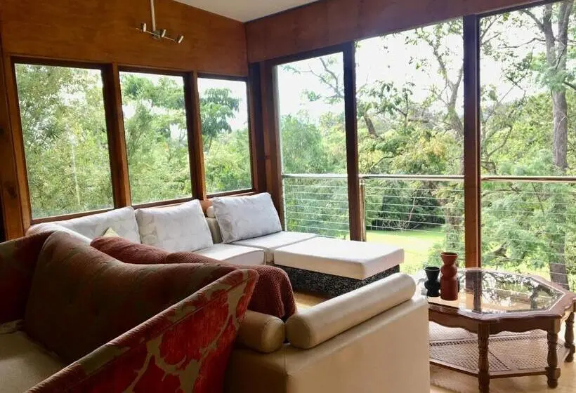 スタンダードバンガロー, Eumundi Guesthouse And B&b