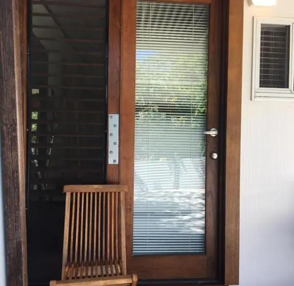 スタンダードバンガロー, Eumundi Guesthouse And B&b