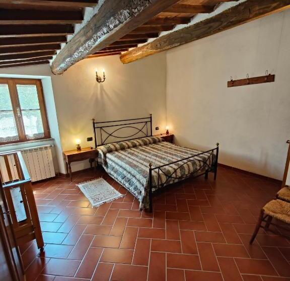 Апартаменты 2 Спальни, Agriturismo Podere Chiassaie