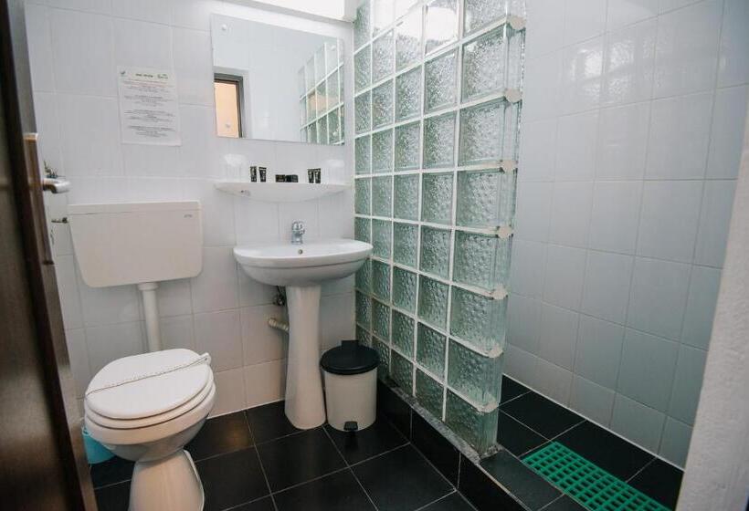 Номер Стандарт, Complex Balnear Cerbul