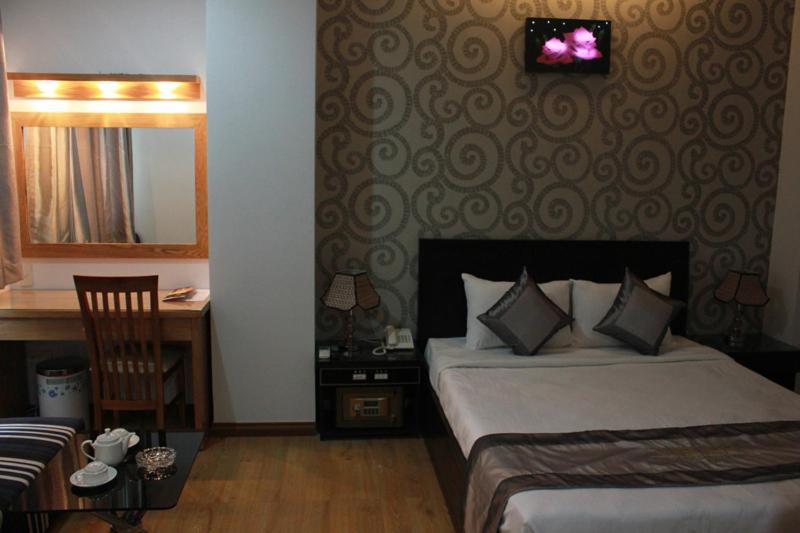 اتاق لوکس, Thien Phu Logia