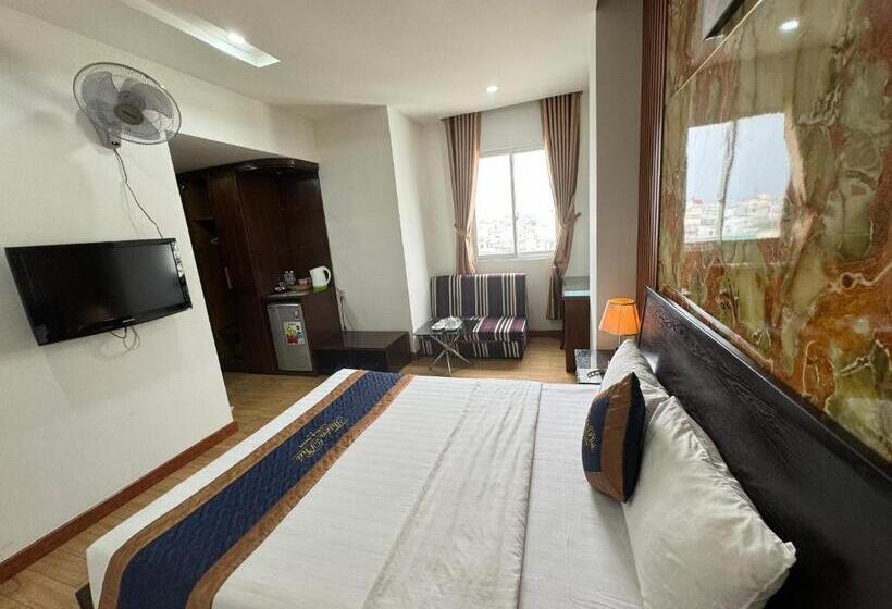 اتاق سوپریور, Thien Phu Logia