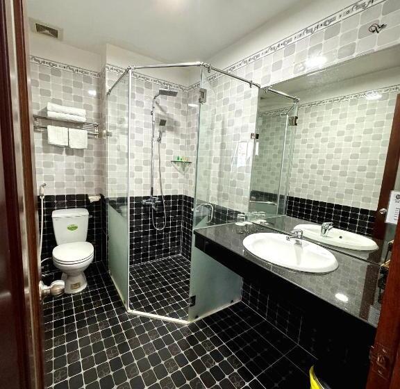 اتاق سوپریور, Thien Phu Logia