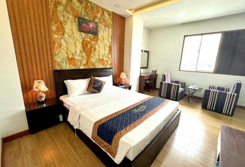 اتاق لوکس, Thien Phu Logia