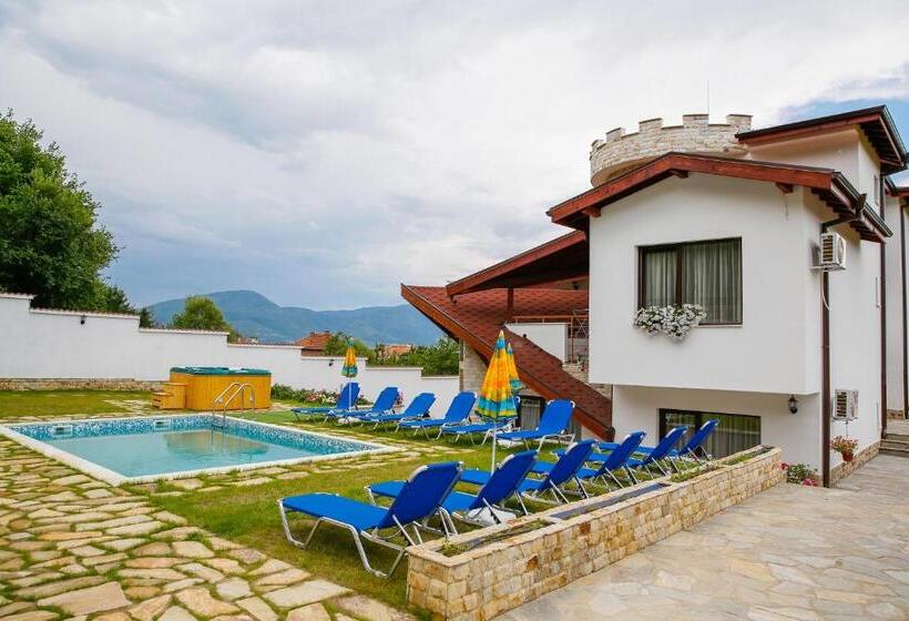 别墅: 1间卧室带游泳池, вила слънчев рай