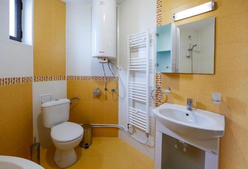 别墅: 1间卧室带游泳池, вила слънчев рай