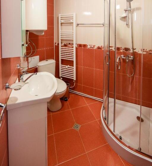 别墅: 1间卧室带游泳池, вила слънчев рай