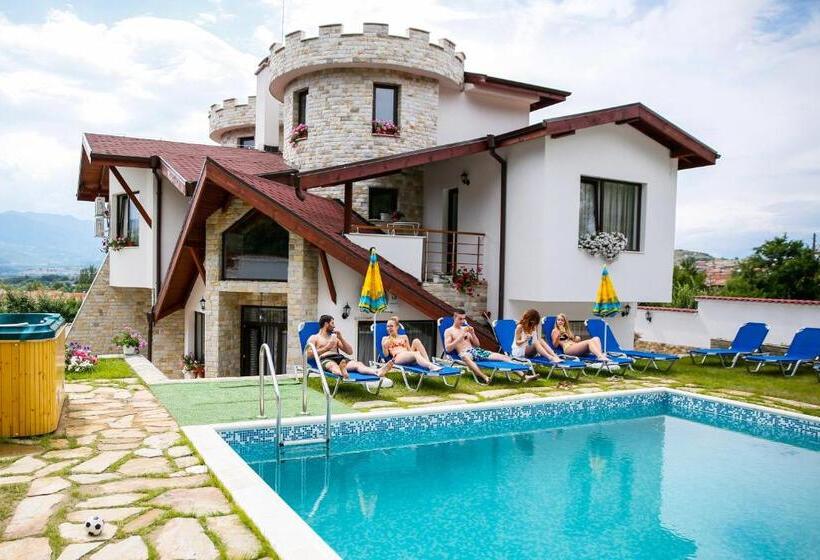 别墅: 1间卧室带游泳池, вила слънчев рай