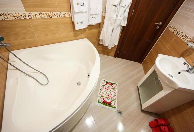 别墅: 1间卧室带游泳池, вила слънчев рай