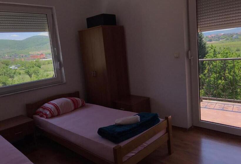 آپارتمان 3 خوابه, Apartmani Dino Blagaj