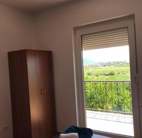 침실 3개 아파트, Apartmani Dino Blagaj