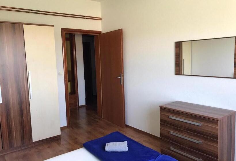 آپارتمان 3 خوابه, Apartmani Dino Blagaj