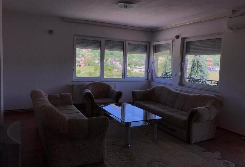 آپارتمان 3 خوابه, Apartmani Dino Blagaj