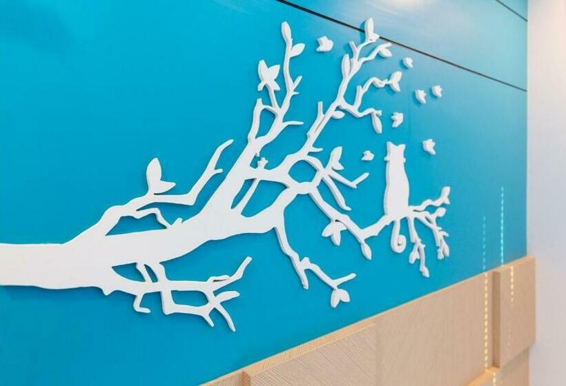 Номер Deluxe, Lilliput Riverside Bangkachao