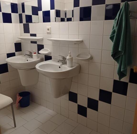 غرفة قياسية رباعية حمام مشترك, Penzion Poslední Míle